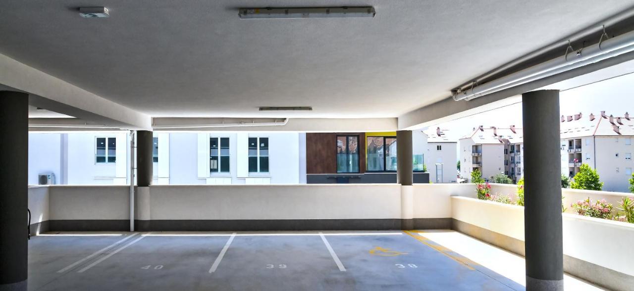 Rivus Apartments Omis Exterior photo