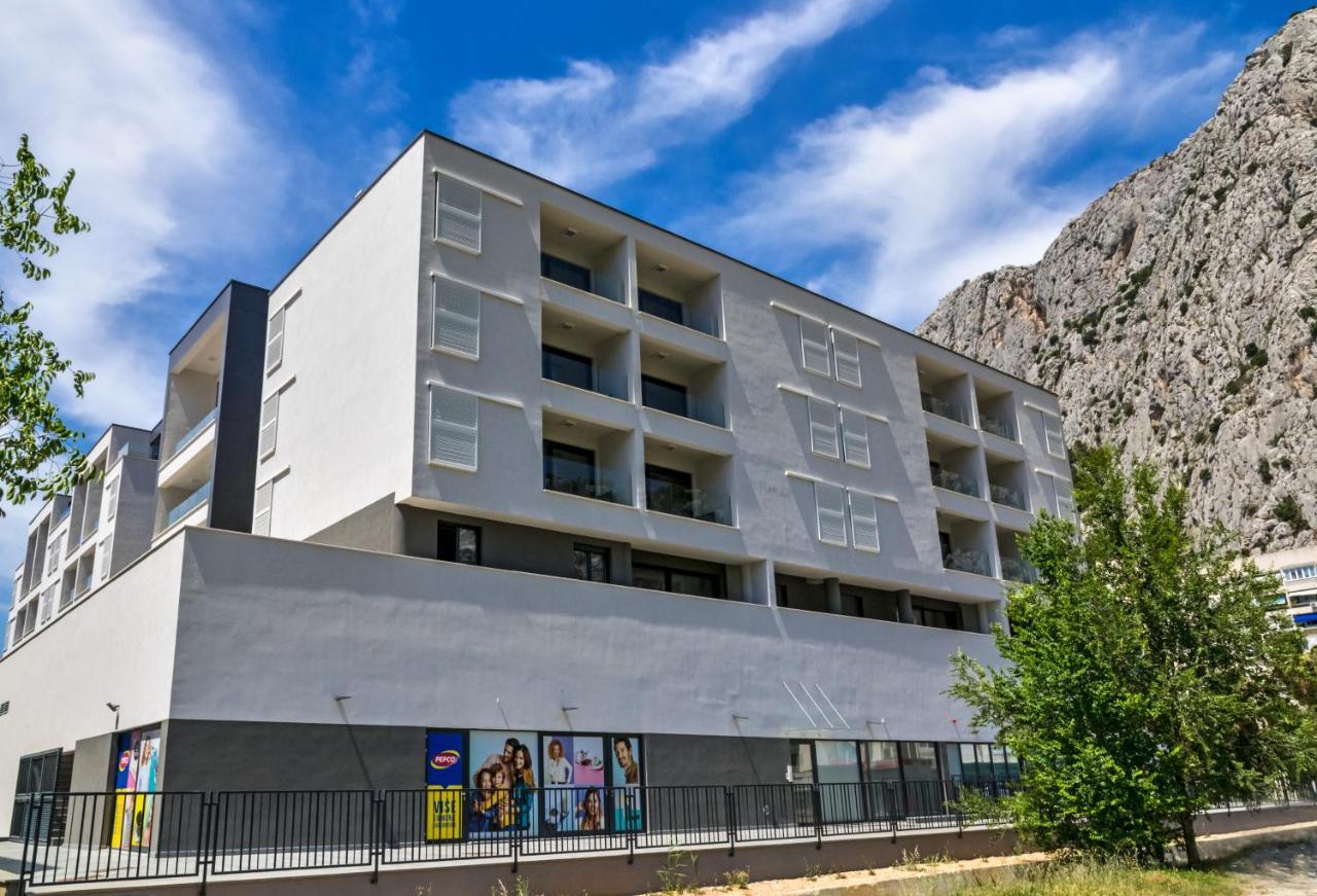 Rivus Apartments Omis Exterior photo