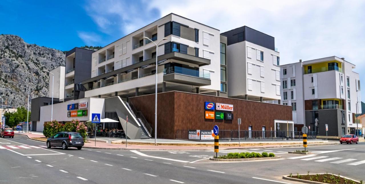 Rivus Apartments Omis Exterior photo